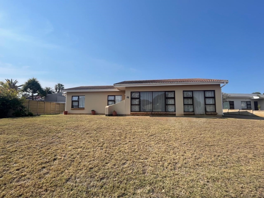 3 Bedroom Property for Sale in Bayview Western Cape